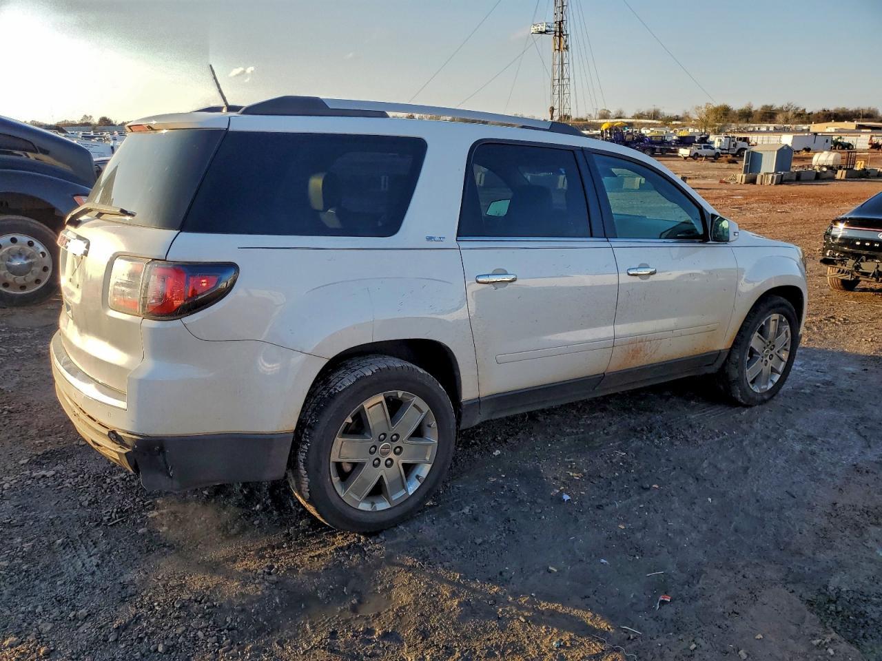 2017 GMC Acadia Limited Slt-2 - Image 3