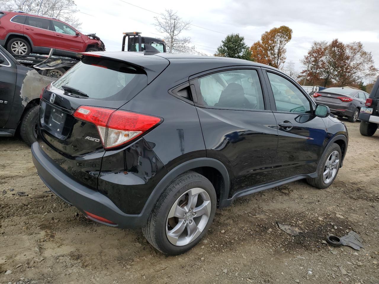2022 Honda Hr-V Lx - Фото 3