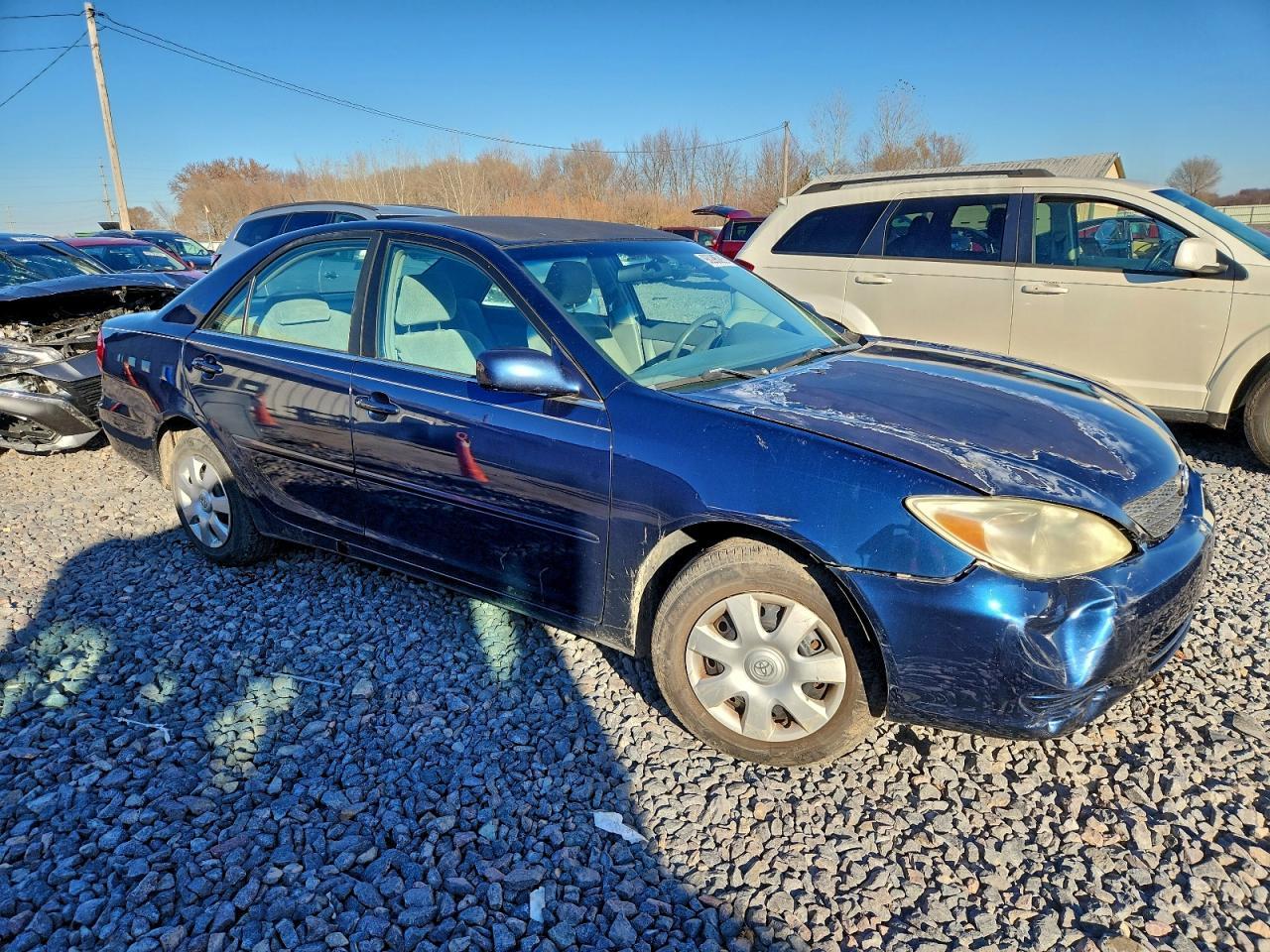 2004 Toyota Camry Le - Image 4