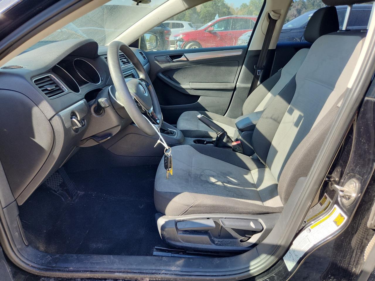 2017 Volkswagen Jetta S - Фото 7
