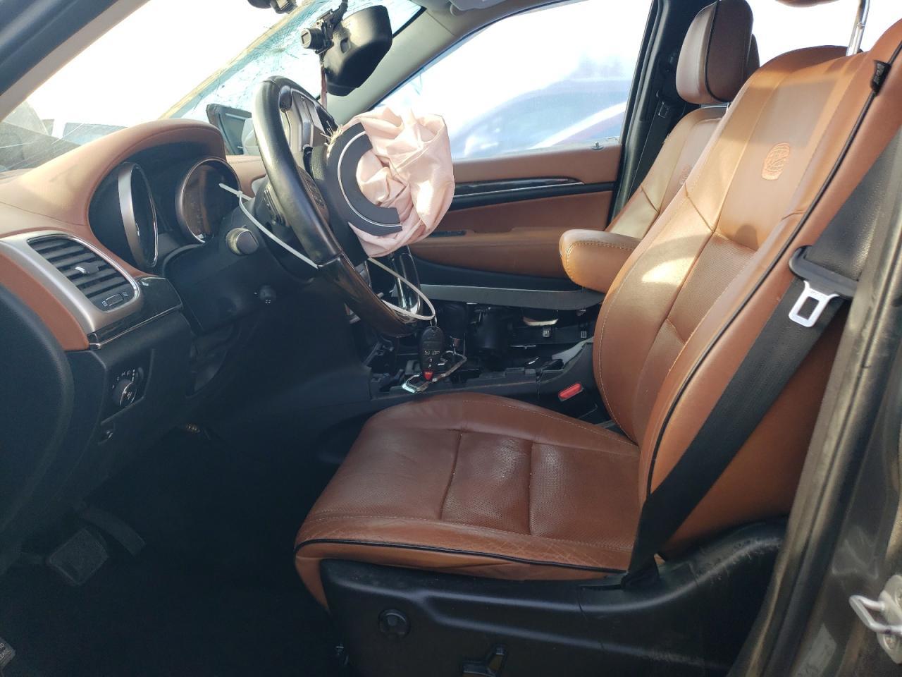 2012 Jeep Grand Cherokee Overland - Image 7