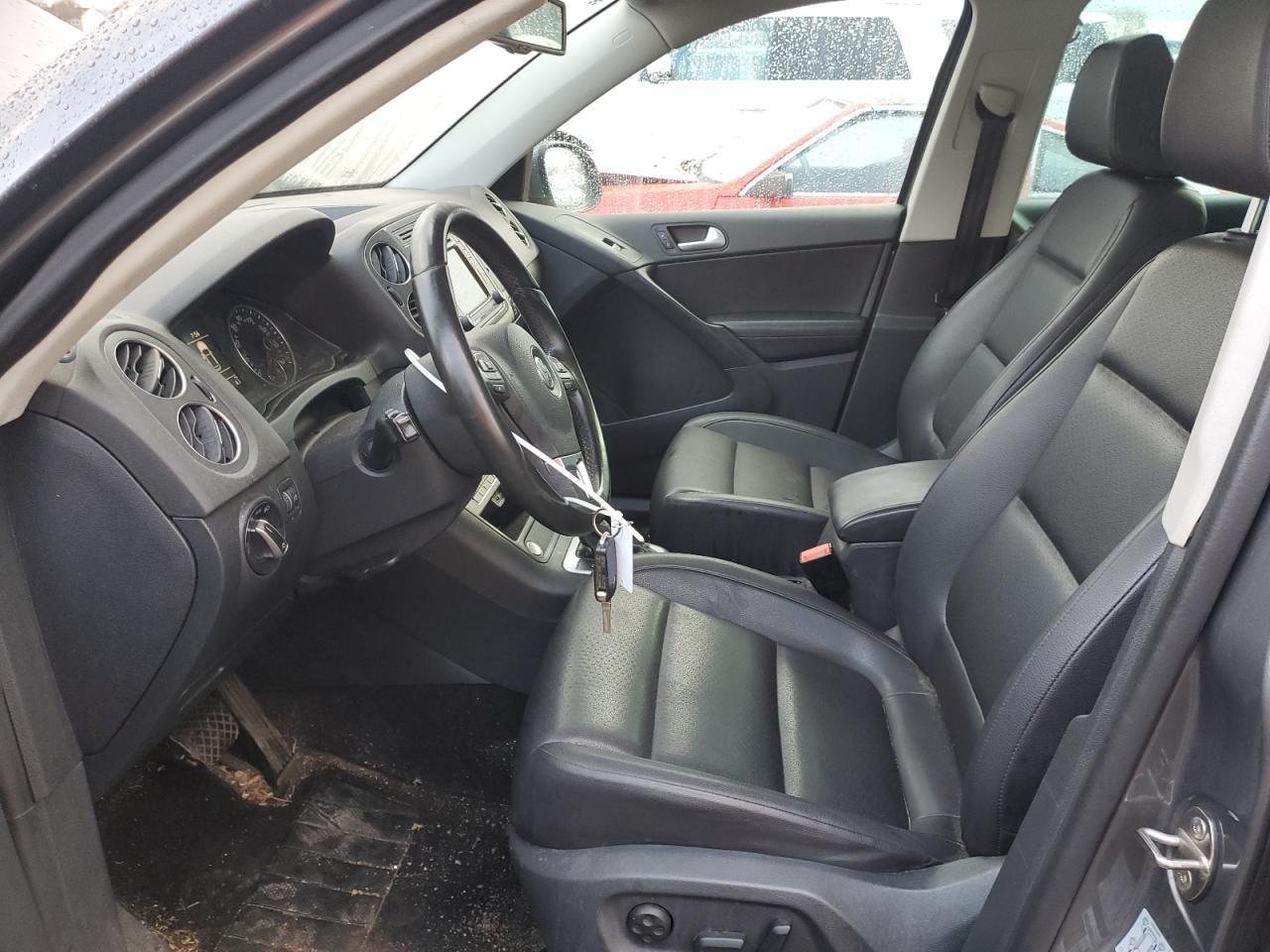 2016 Volkswagen Tiguan S - Image 7