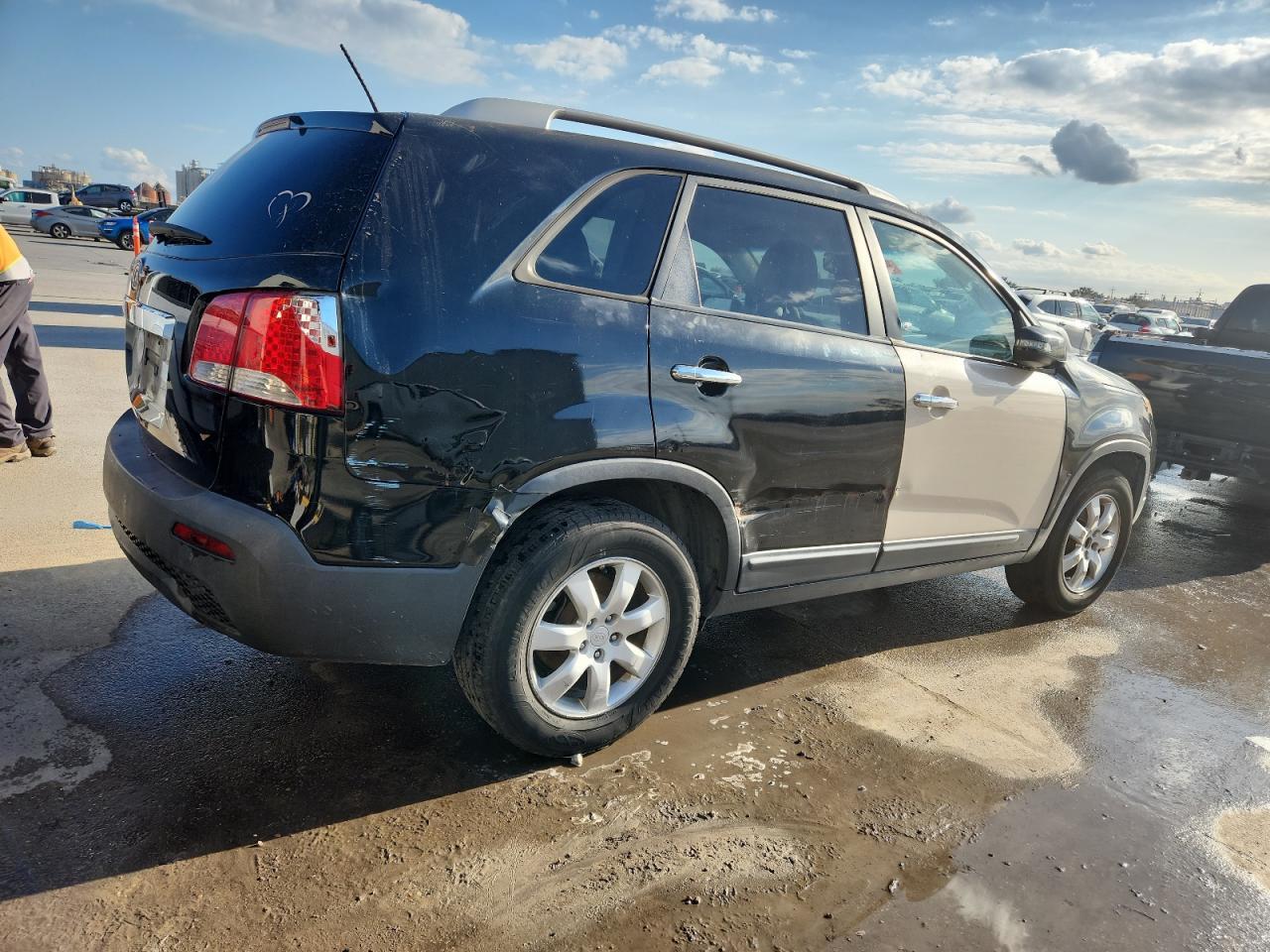 2011 Kia Sorento Base - Фото 3