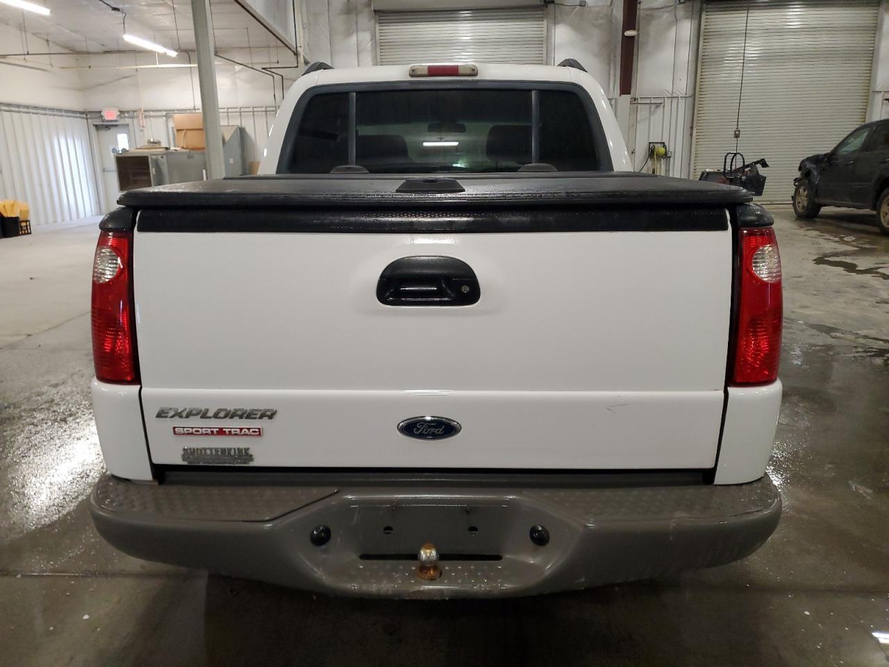 2001 Ford Explorer Sport Trac - Image 6