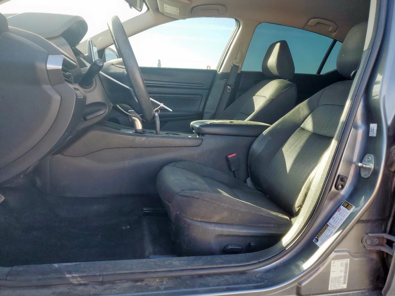 2019 Nissan Altima S - Фото 7