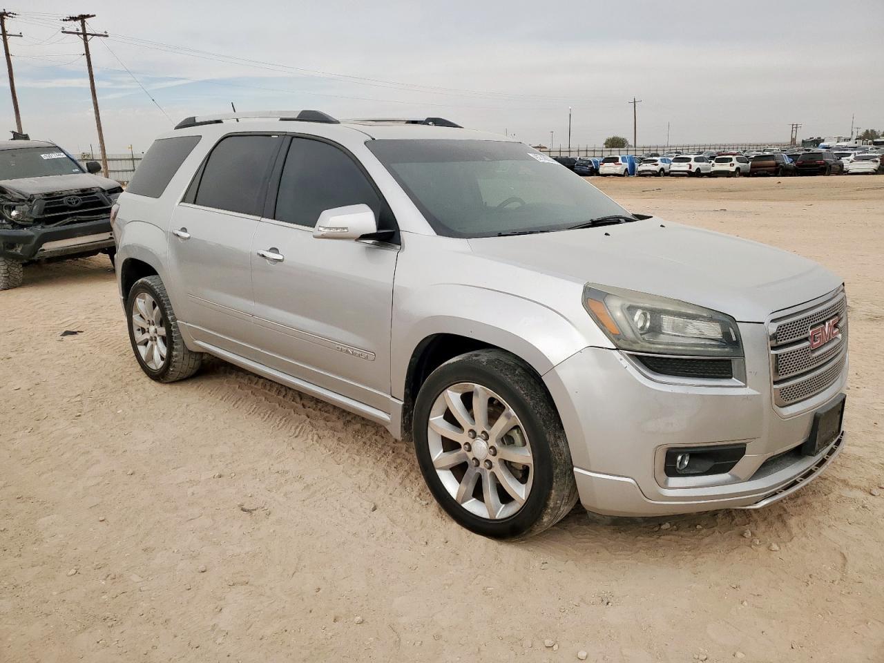 2016 GMC Acadia Denali - Фото 4