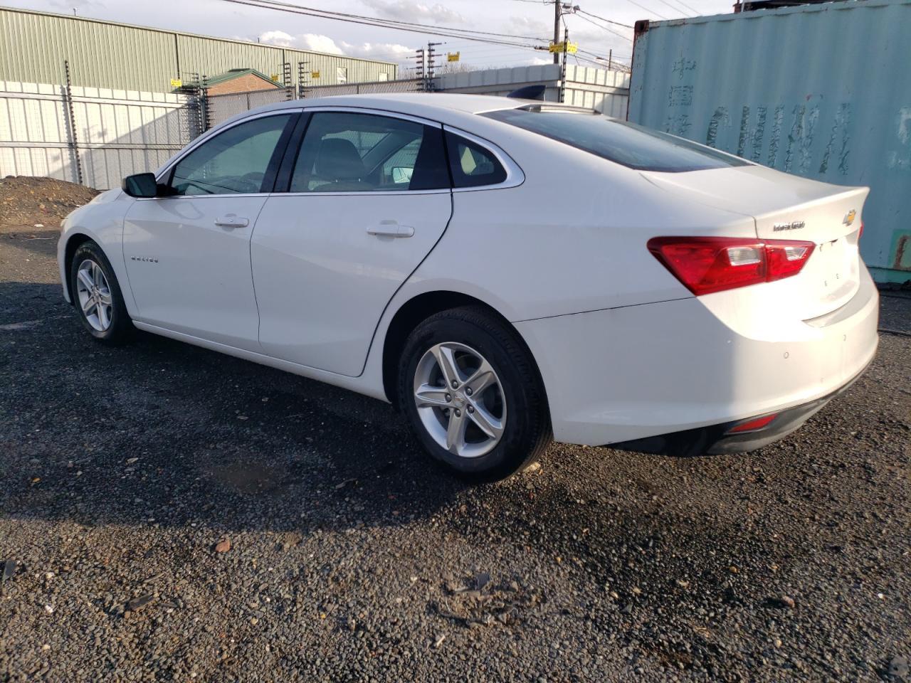 2024 Chevrolet Malibu Ls - Фото 2