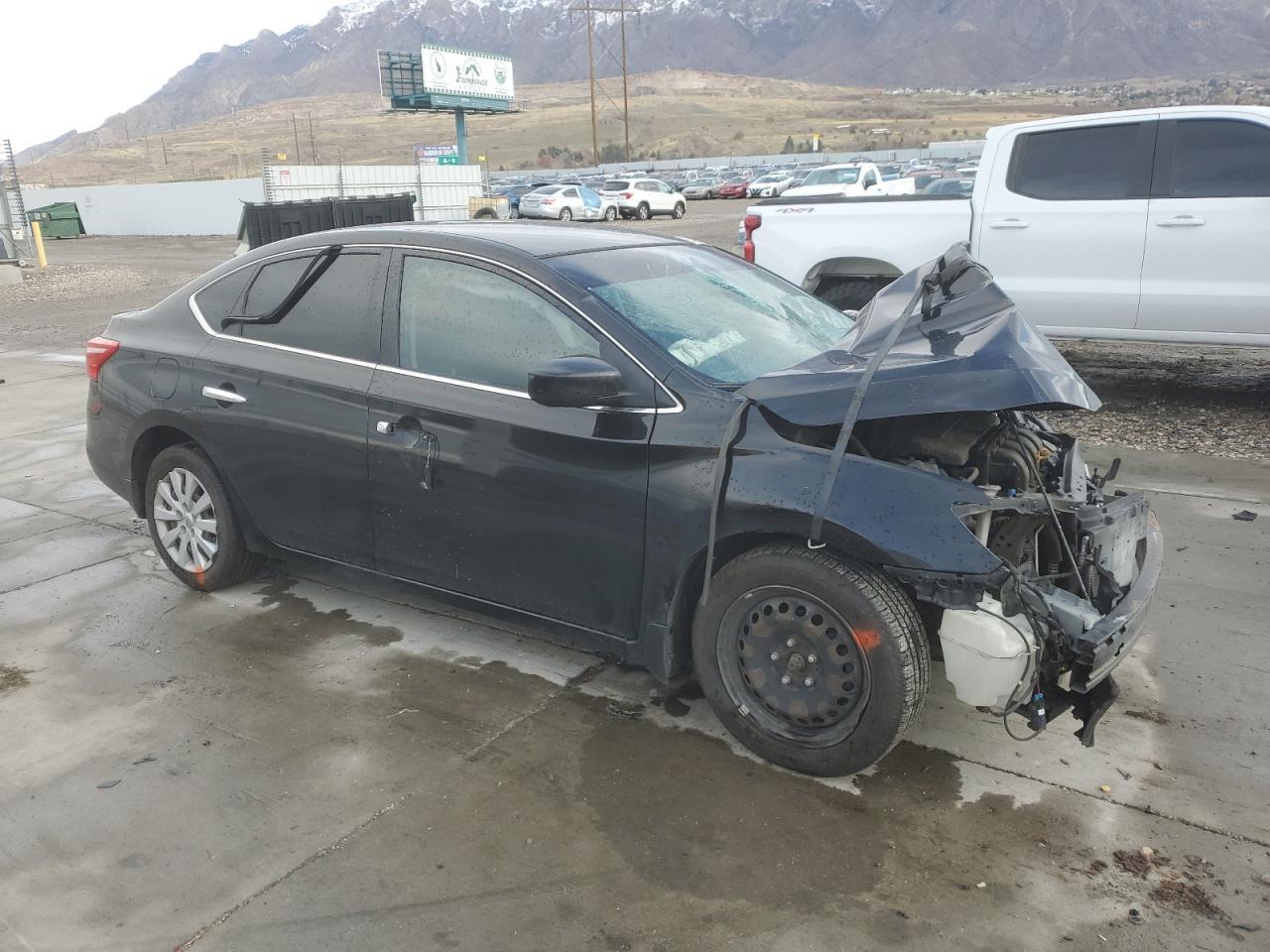 2016 Nissan Sentra S - Фото 4