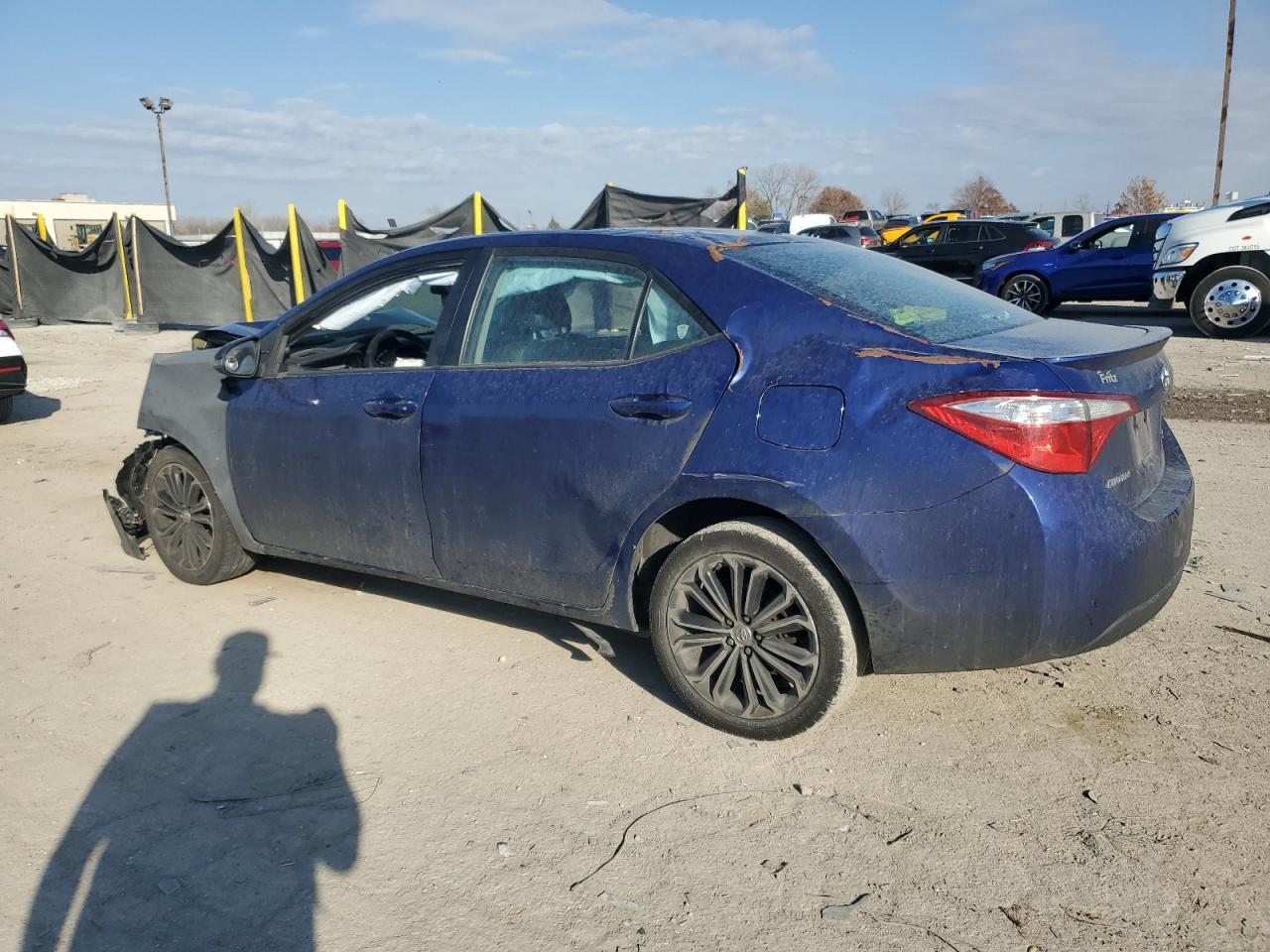 2015 Toyota Corolla L - Фото 2