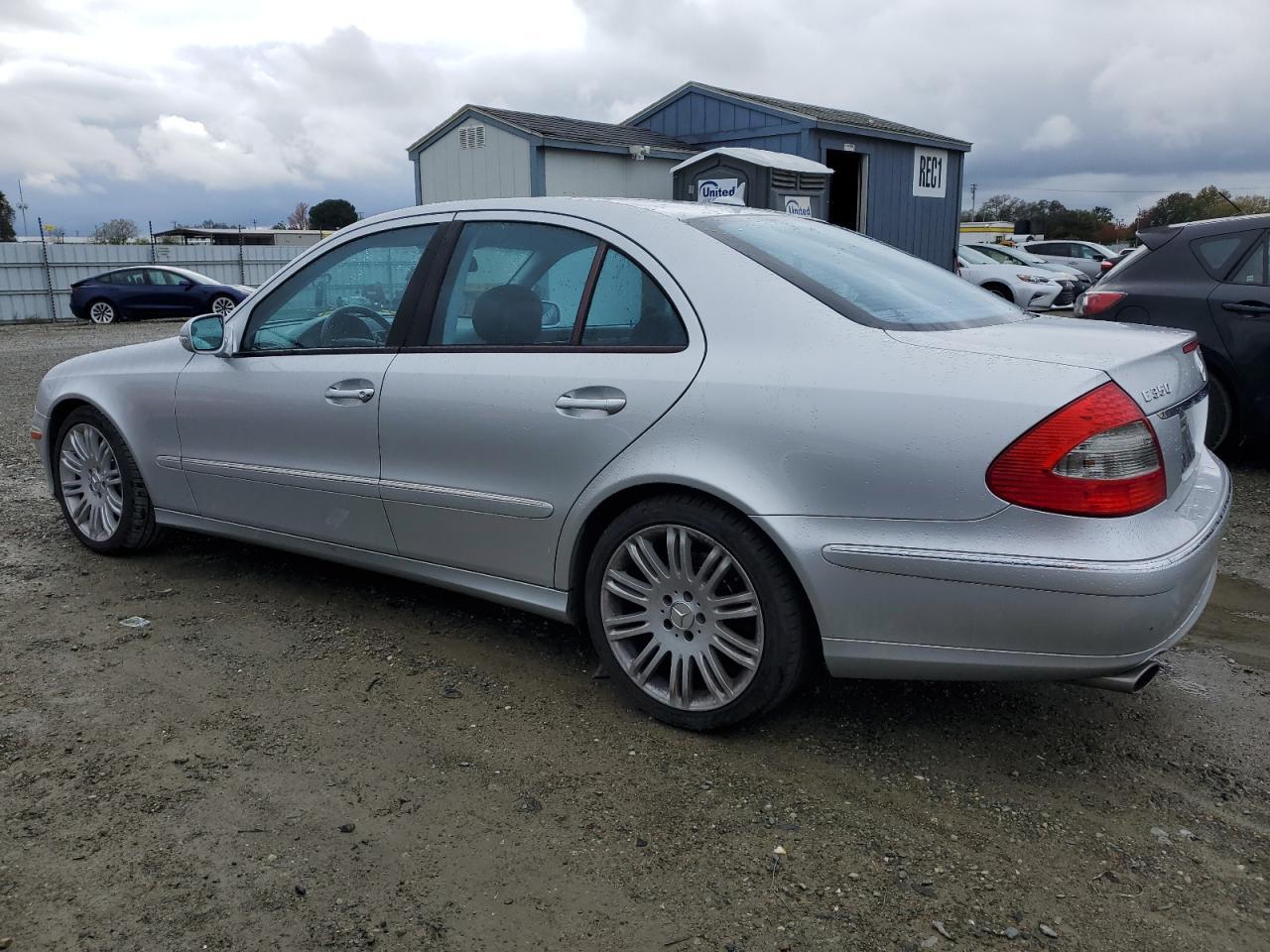 2007 Mercedes-Benz E 350 - Image 2