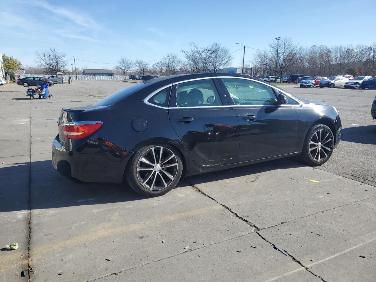 2016 Buick Verano Sport Touring - Фото 3