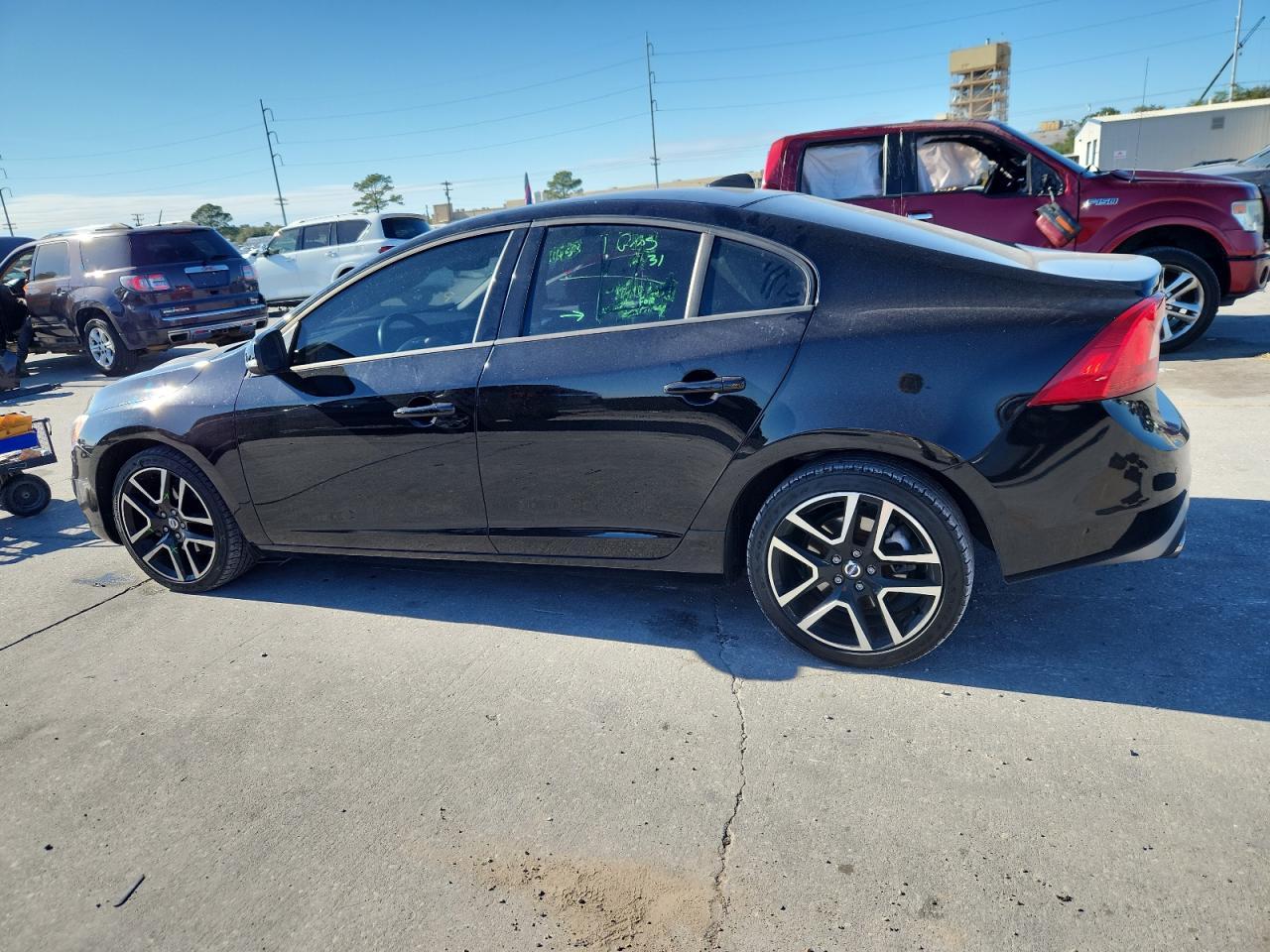 2018 Volvo S60 Dynamic - Image 2