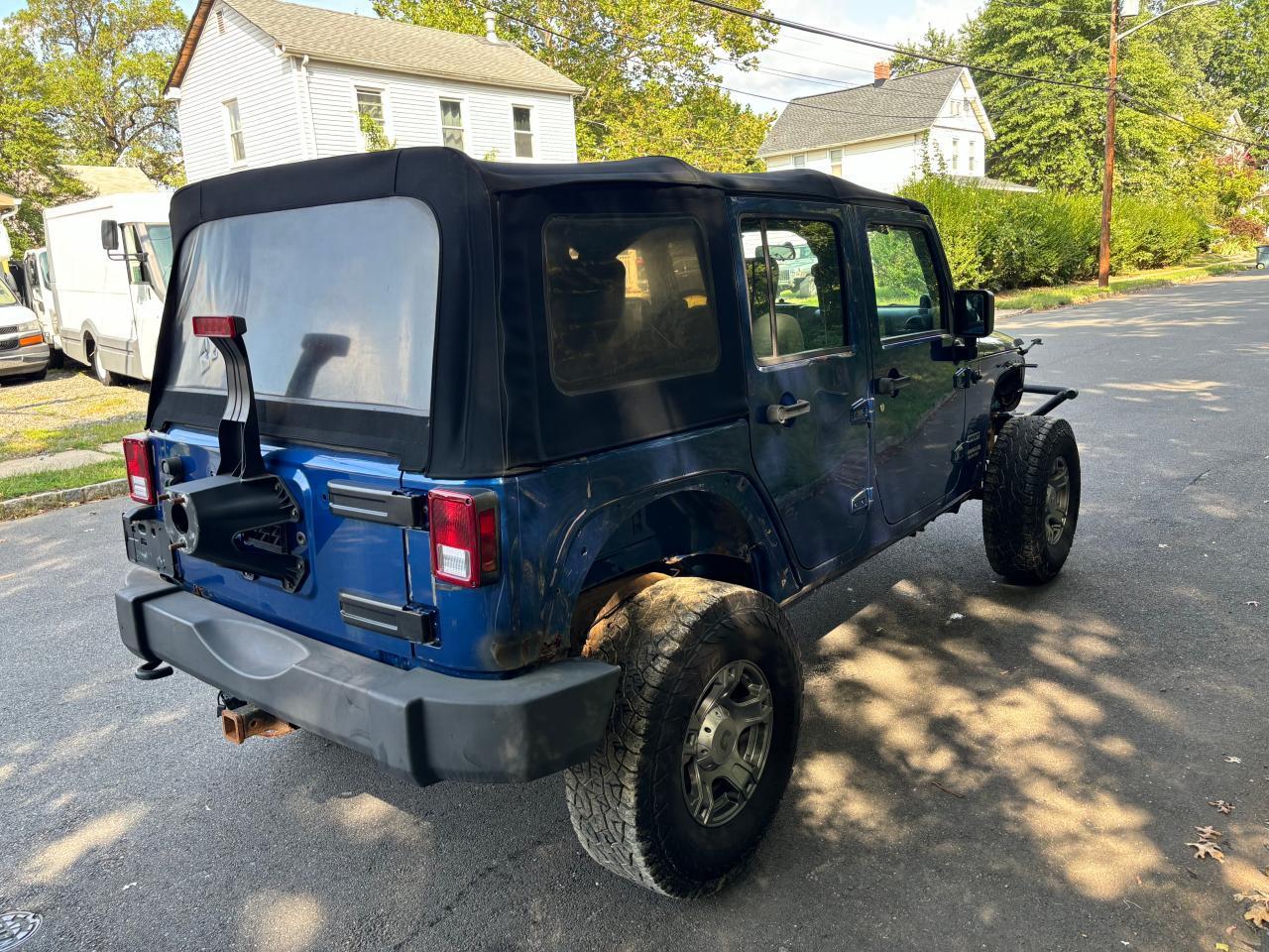 2010 Jeep Wrangler Unlimited Sport - Фото 4