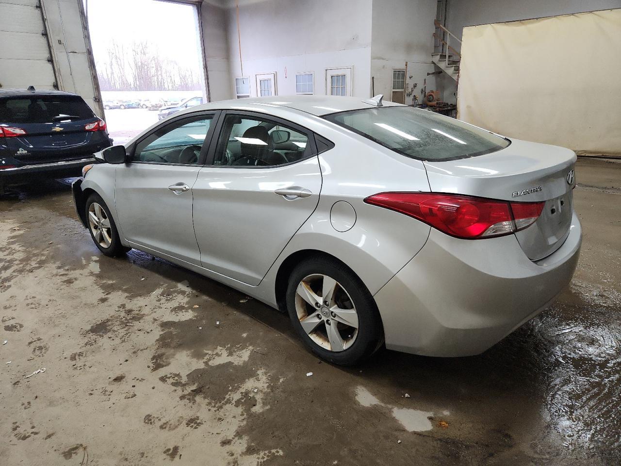 2013 Hyundai Elantra Gls - Image 3