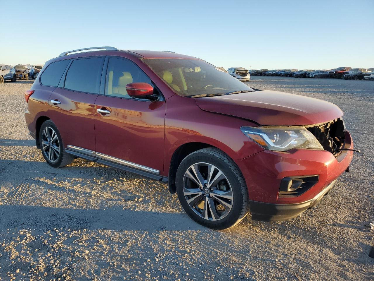 2020 Nissan Pathfinder Platinum - Фото 4