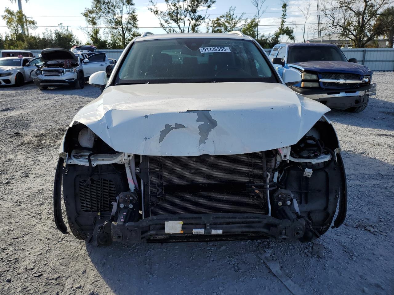 2016 Volkswagen Touareg Sport - Фото 5