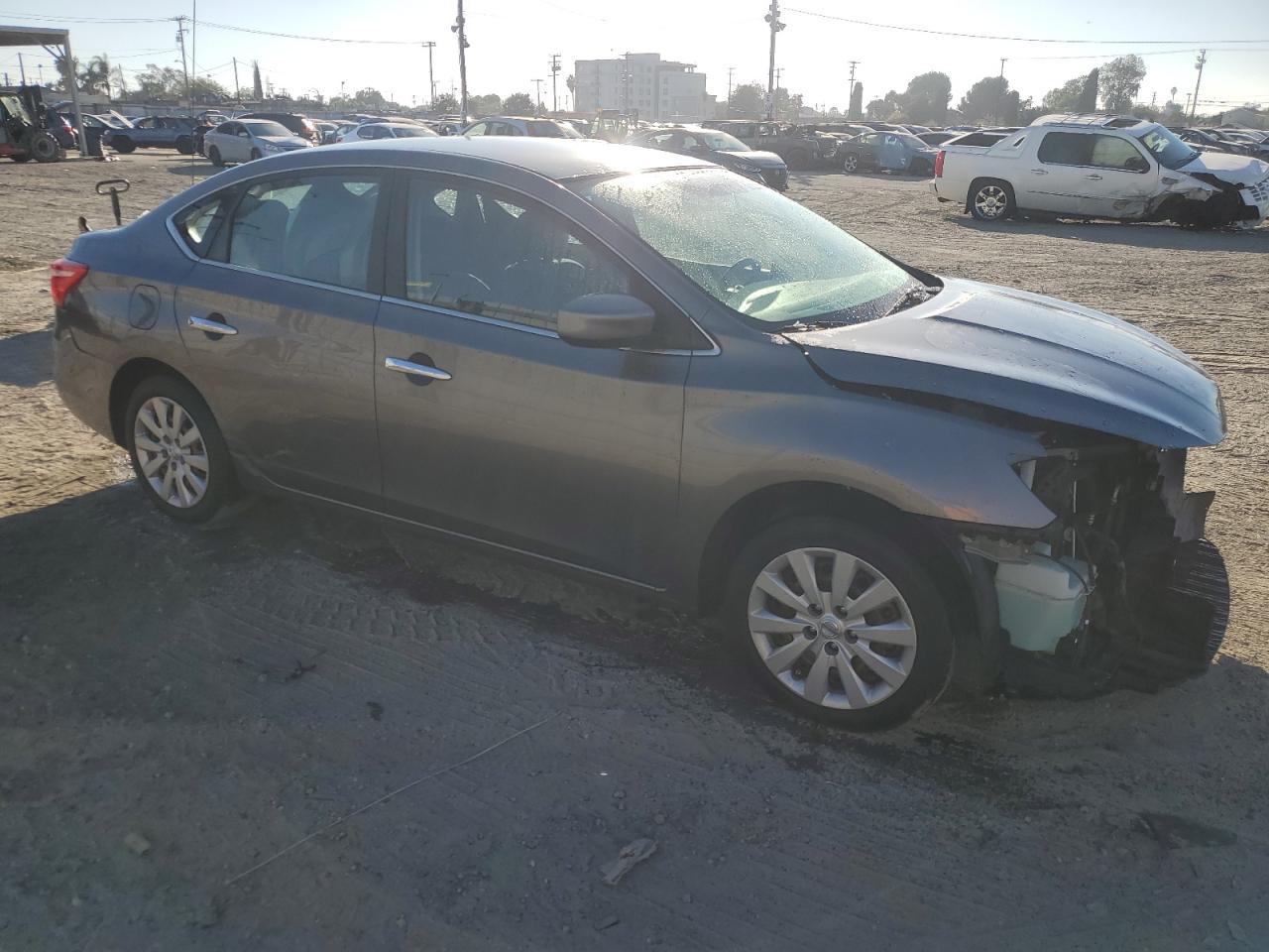 2016 Nissan Sentra S - Фото 4