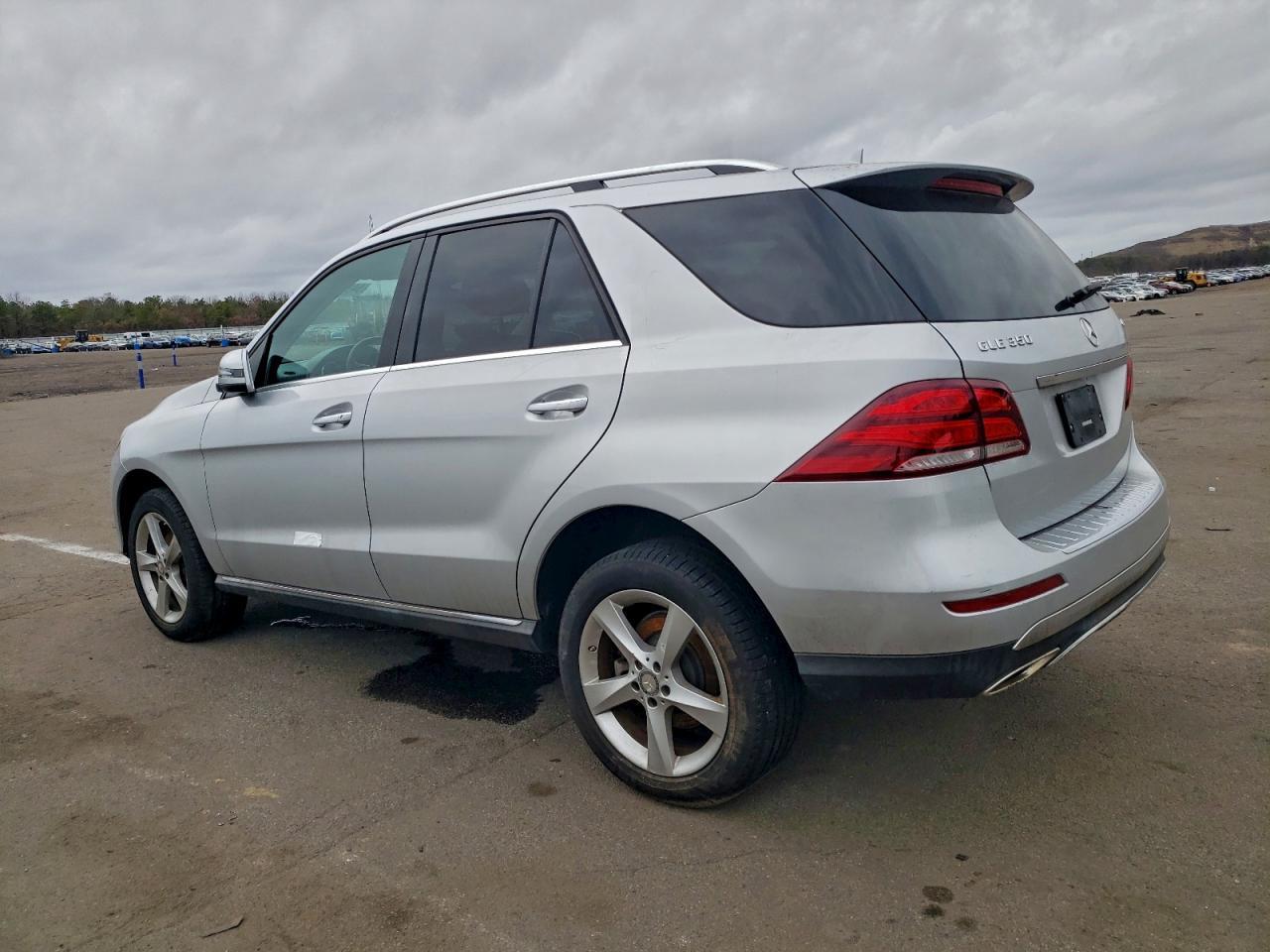 2016 Mercedes-Benz Gle 350 4Matic - Фото 2