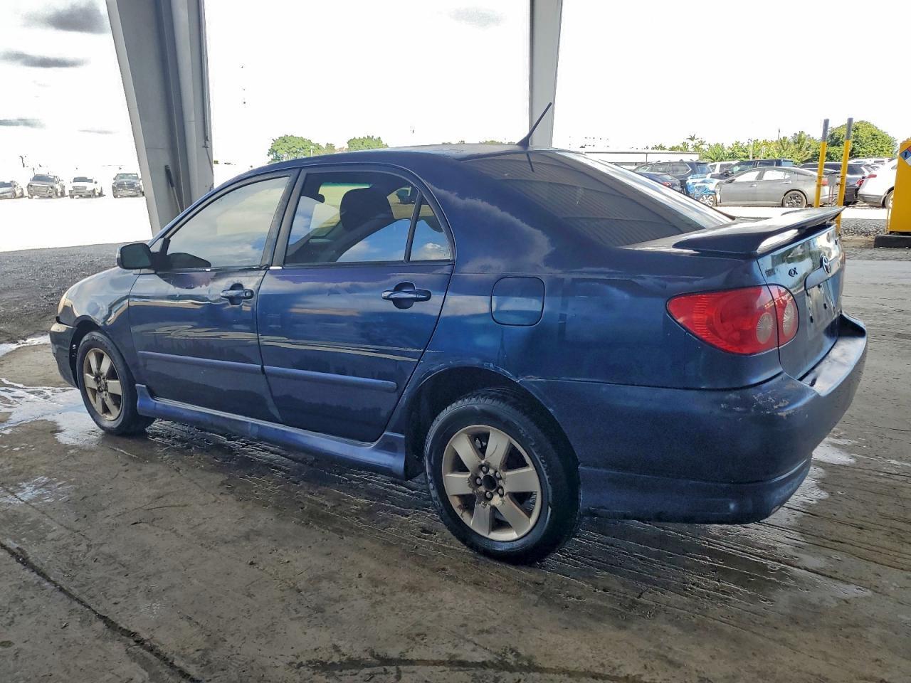 2005 Toyota Corolla - Фото 2