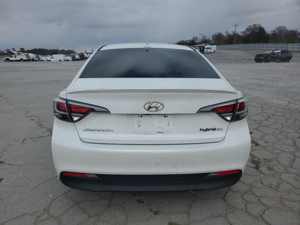 2016 Hyundai Sonata Hybrid - Фото 6