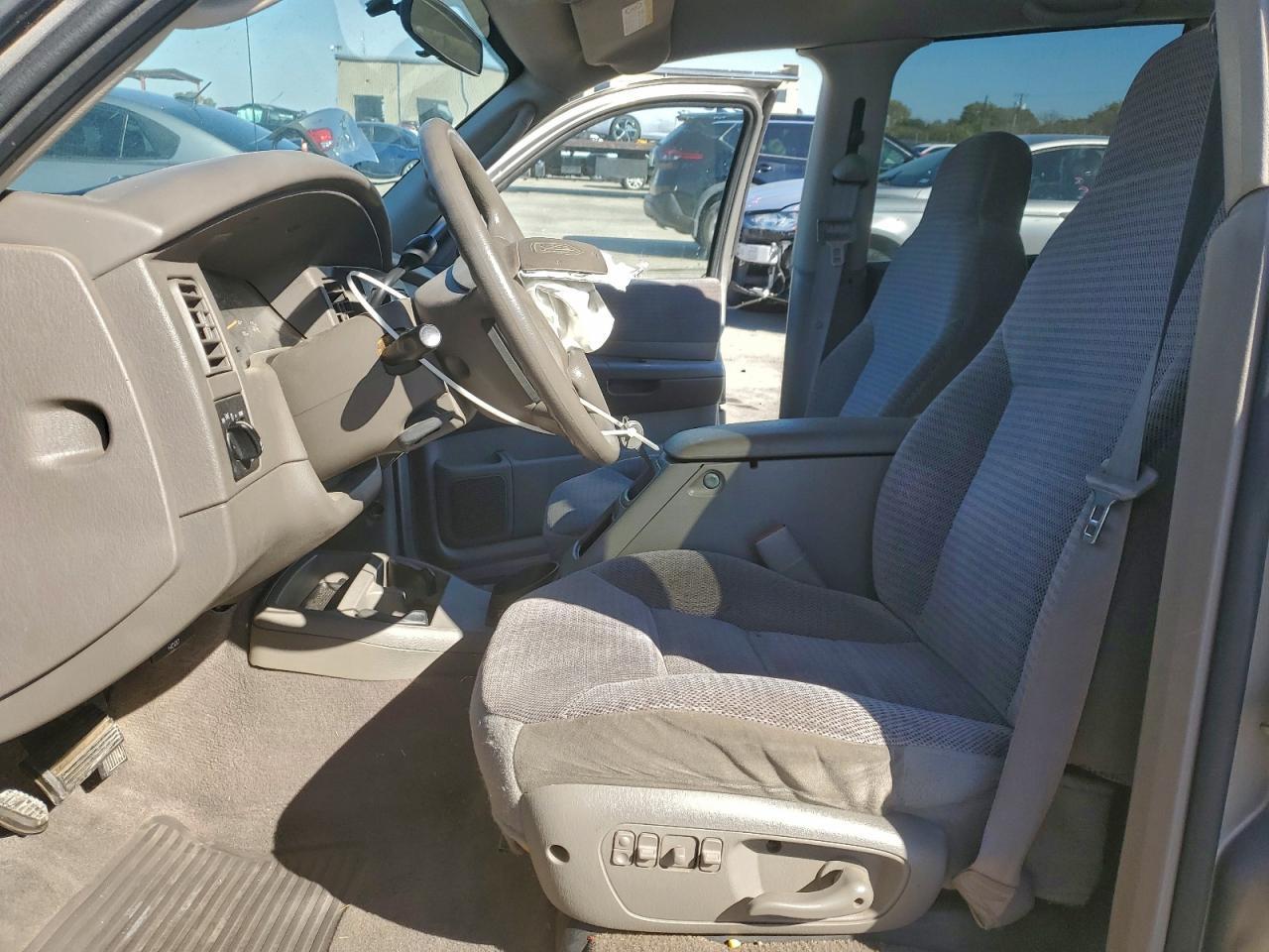 2001 Dodge Durango - Image 7