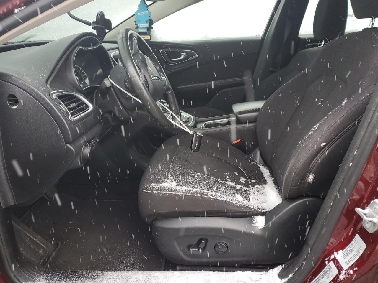 2015 Chrysler 200 Limited - Фото 7