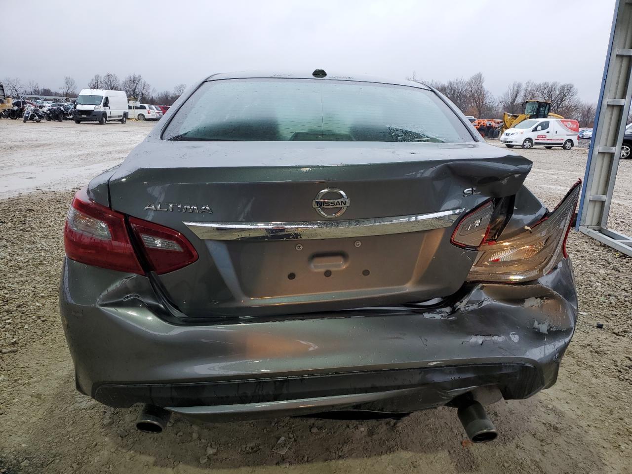 2018 Nissan Altima 2.5 - Image 6