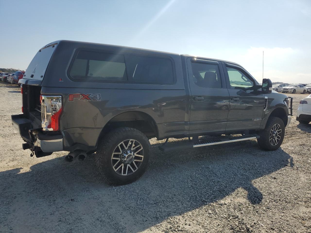 2018 Ford F350 Super Duty - Фото 3