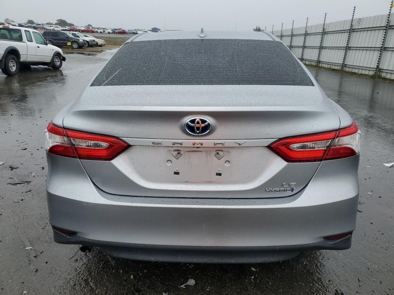 2020 Toyota Camry Le - Image 6