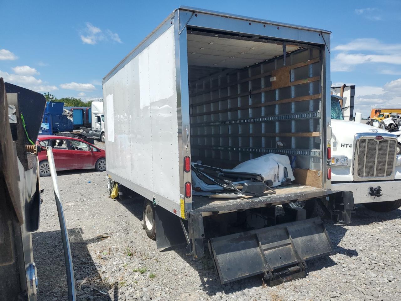 2020 Isuzu Npr Hd Box Truck - Image 2