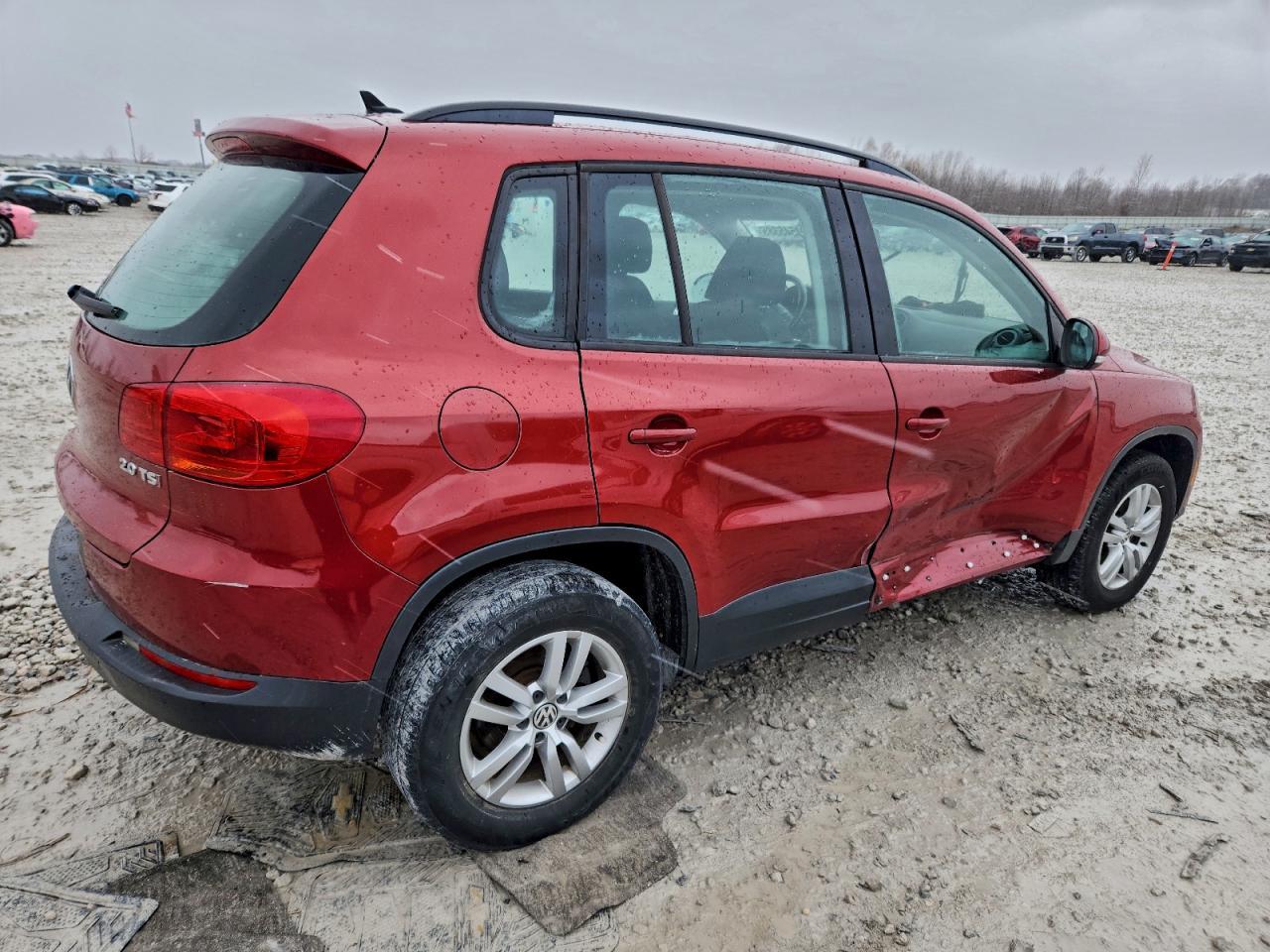 2015 Volkswagen Tiguan S - Фото 3