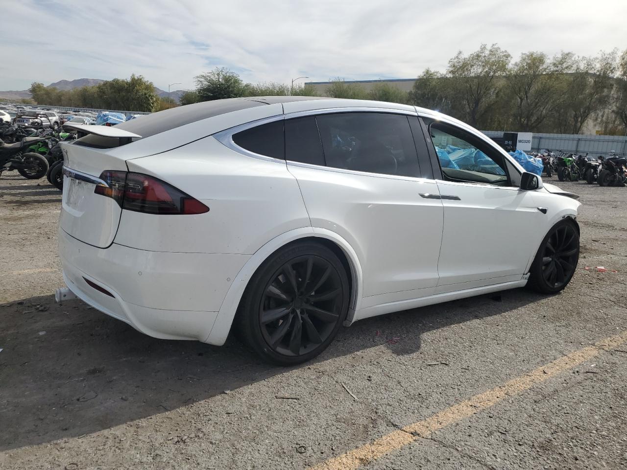 2016 Tesla Model X - Image 3