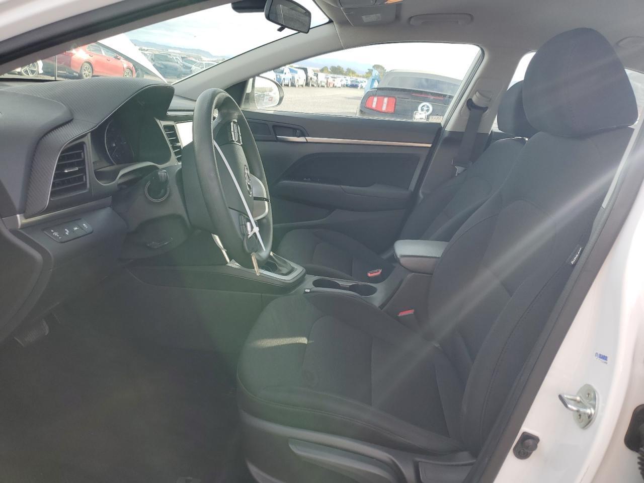 2020 Hyundai Elantra Sel - Фото 7