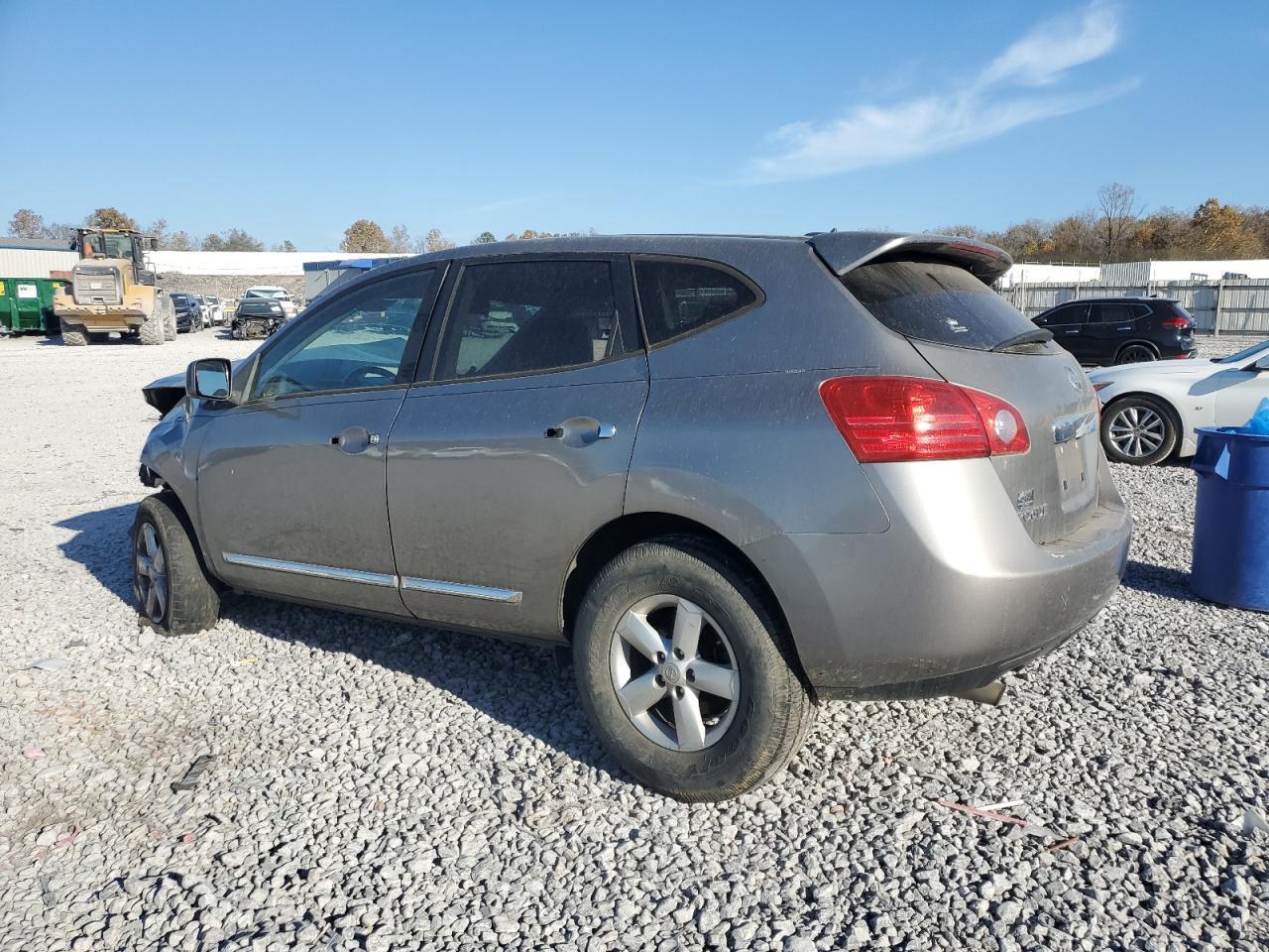 2012 Nissan Rogue S - Фото 2