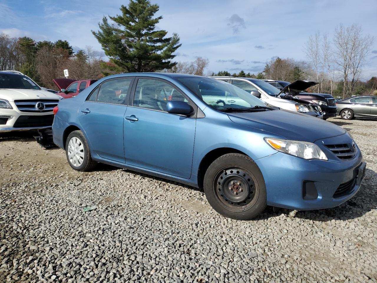 2013 Toyota Corolla Base - Image 4