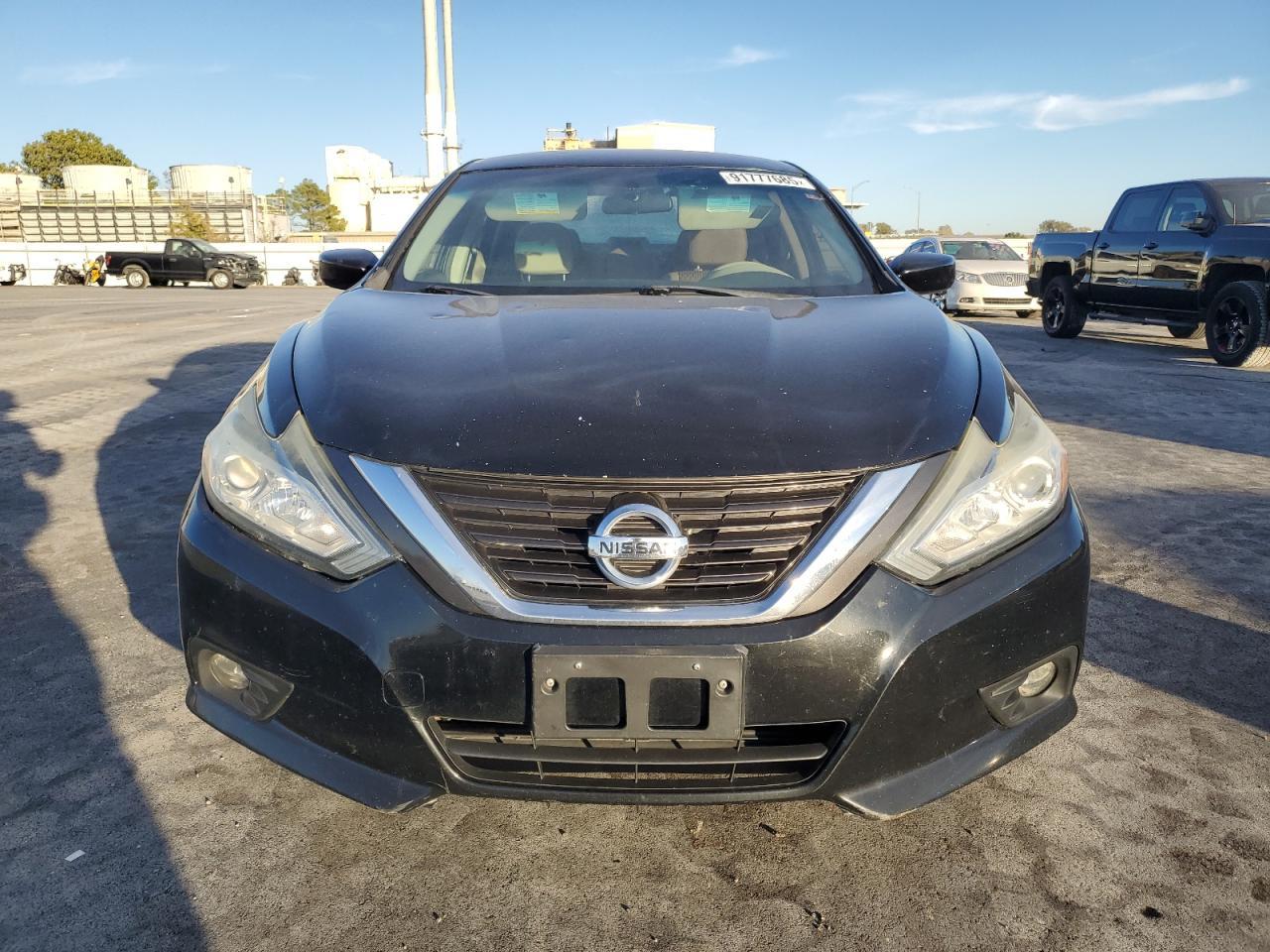 2016 Nissan Altima 2.5 - Image 5