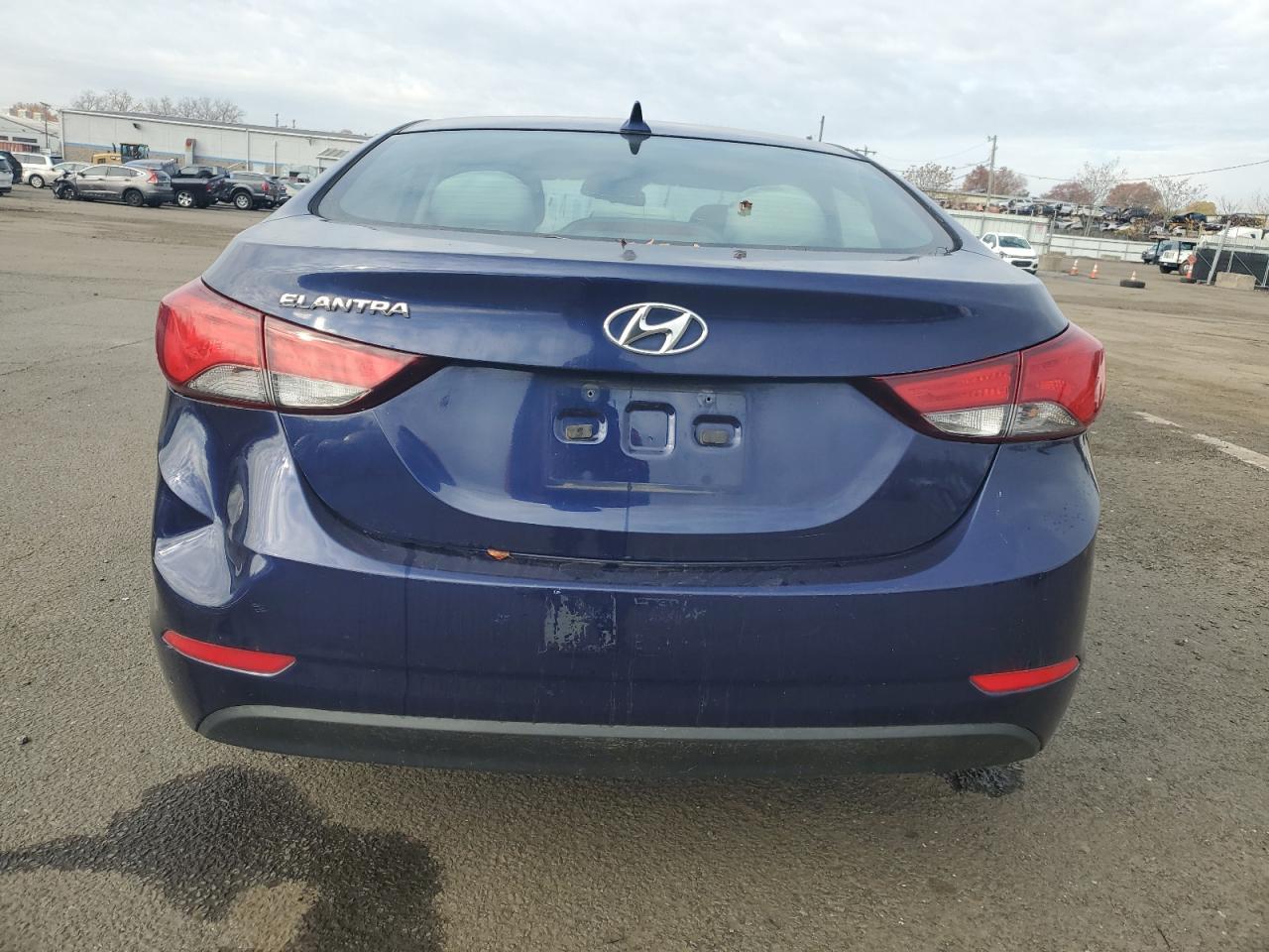 2014 Hyundai Elantra Se - Фото 6