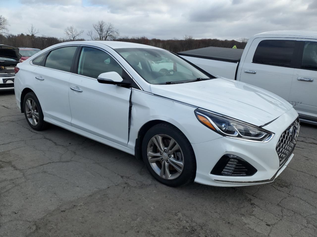 2019 Hyundai Sonata Limited - Image 4