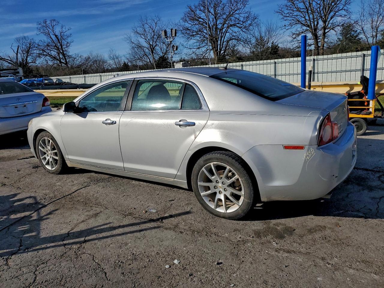 2011 Chevrolet Malibu Ltz - Фото 2