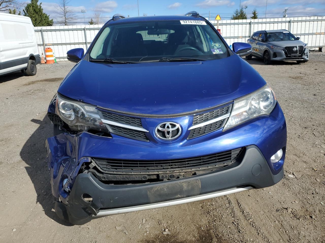2015 Toyota Rav4 Xle - Image 5