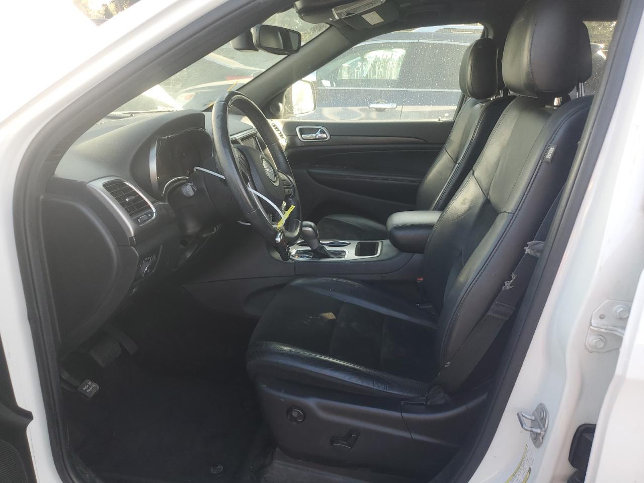 2018 Jeep Grand Cherokee Laredo - Image 7