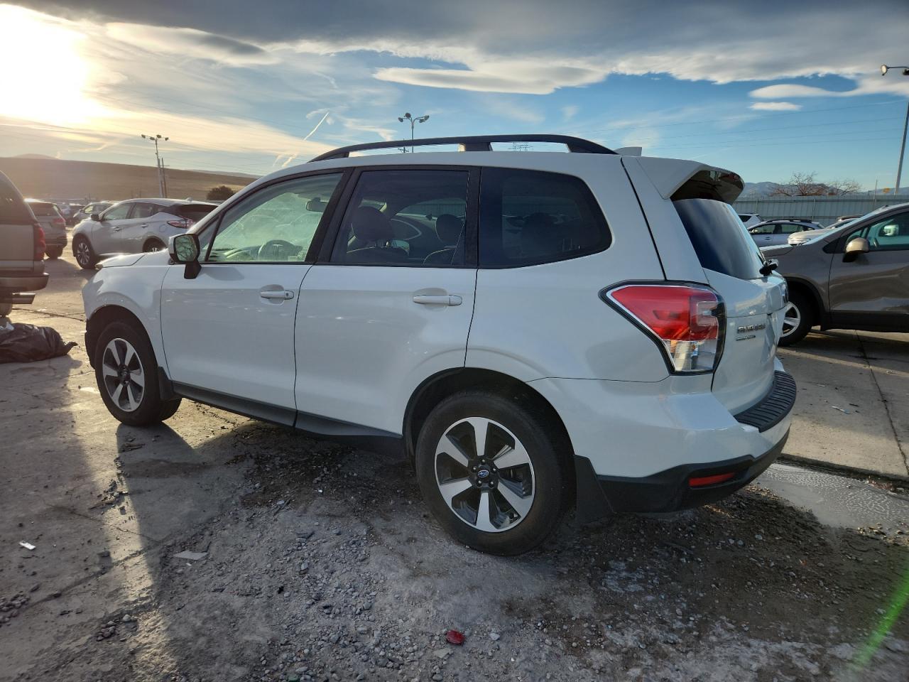 2018 Subaru Forester 2.5I Premium - Фото 2