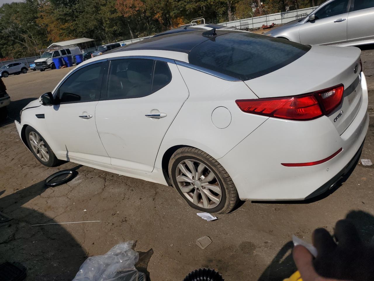 2015 Kia Optima Ex - Image 2