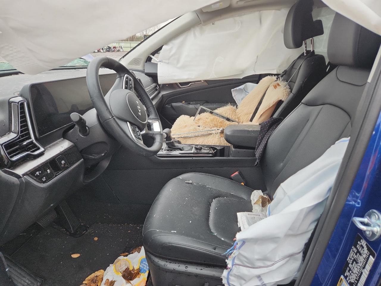 2025 Kia Sportage Ex - Image 7