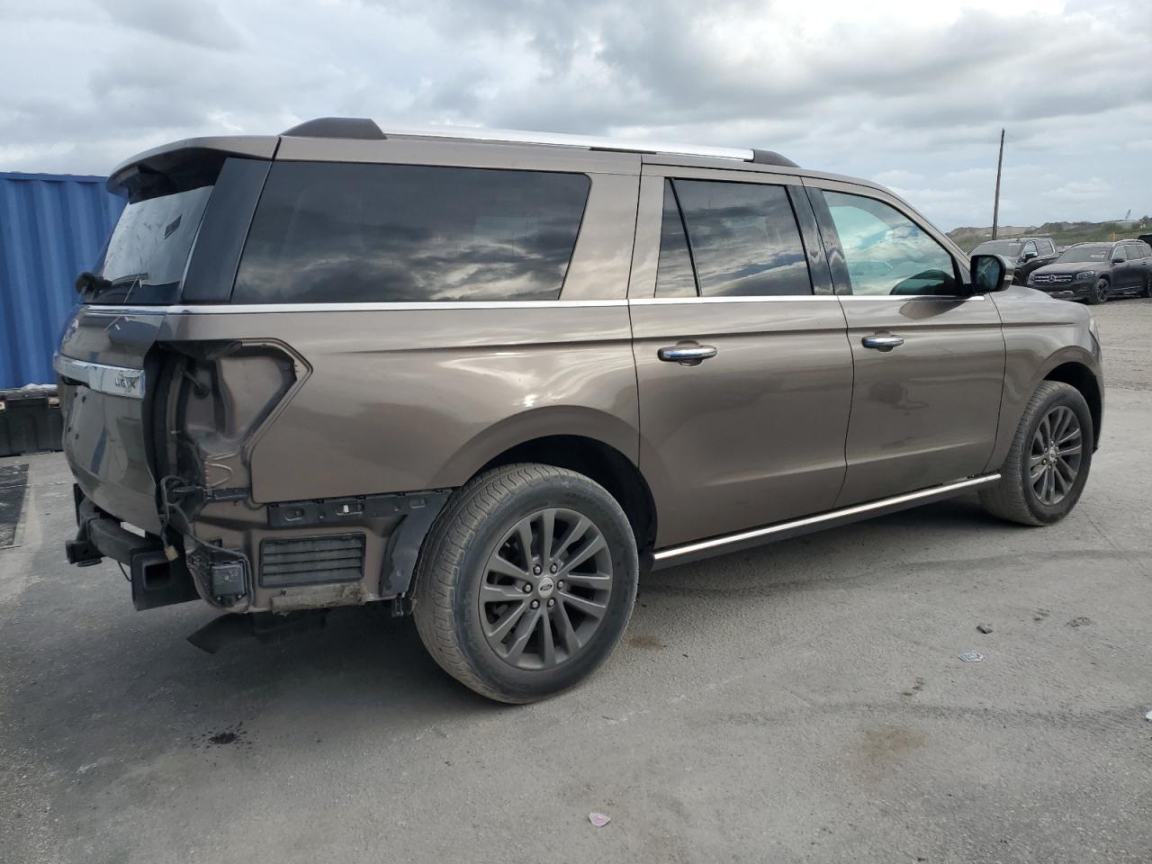 2019 Ford Expedition Max Limited - Image 3