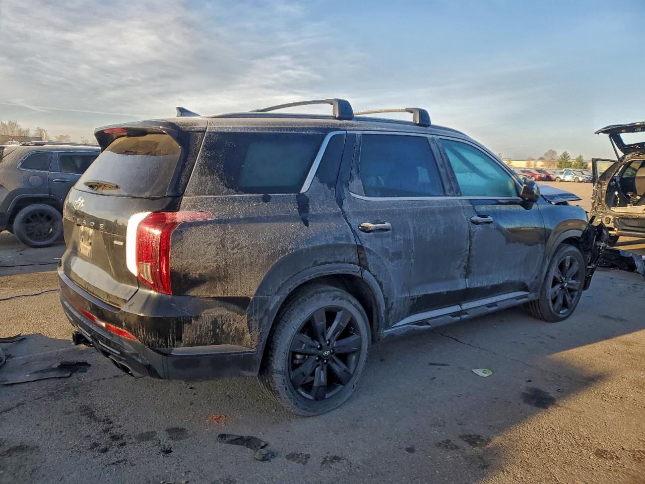 2025 Hyundai Palisade Xrt - Image 3