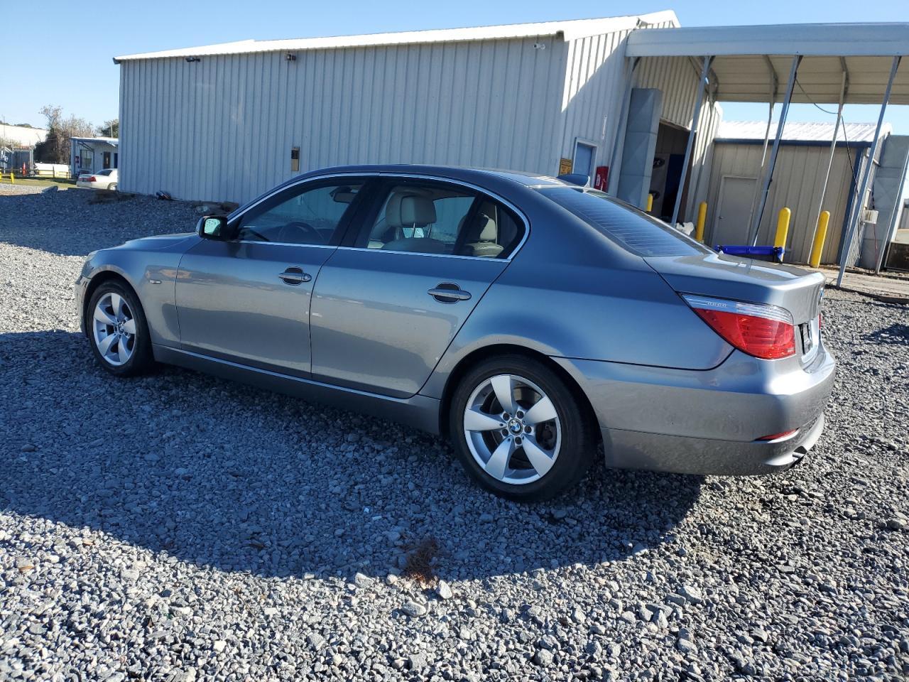 2008 BMW 528 I - Фото 2