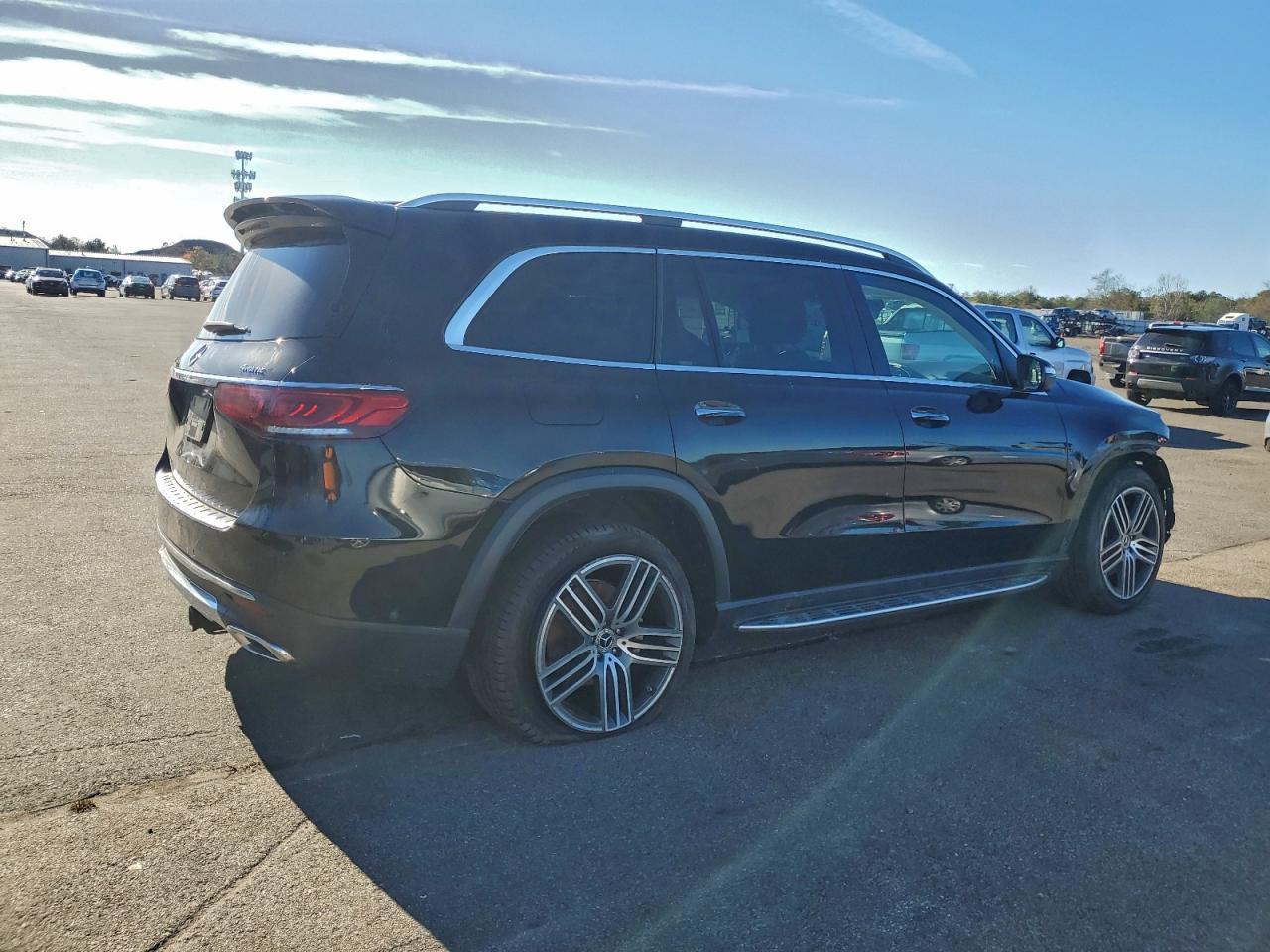 2021 Mercedes-Benz Gls 450 4Matic - Фото 3