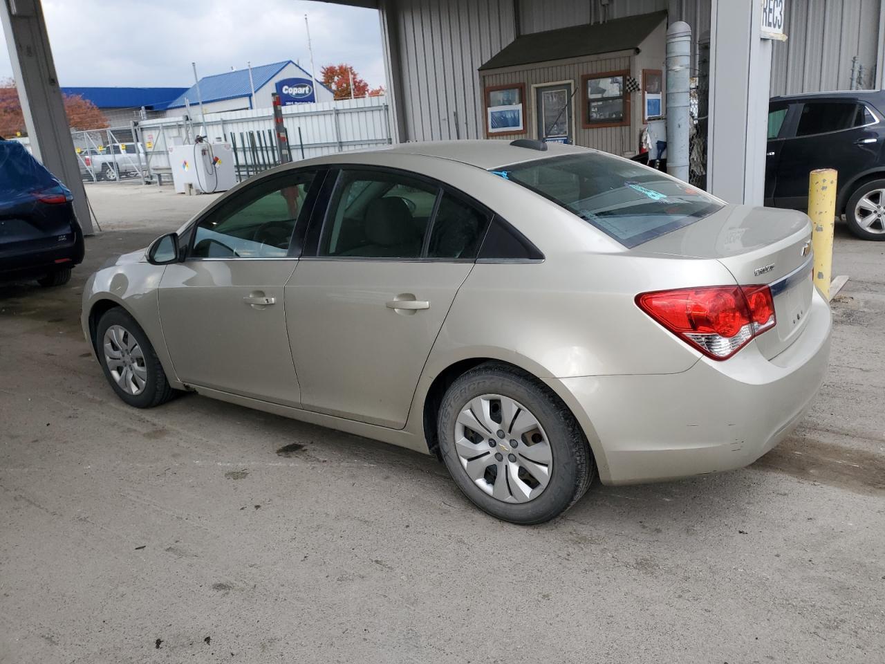 2015 Chevrolet Cruze Lt - Image 2