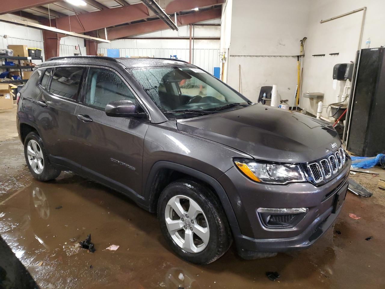 2021 Jeep Compass Latitude - Фото 4